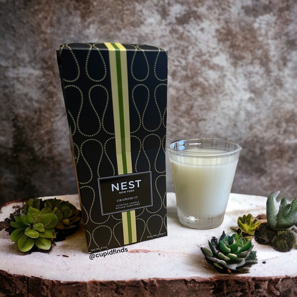 NEST Grapefruit candle 8.1oz